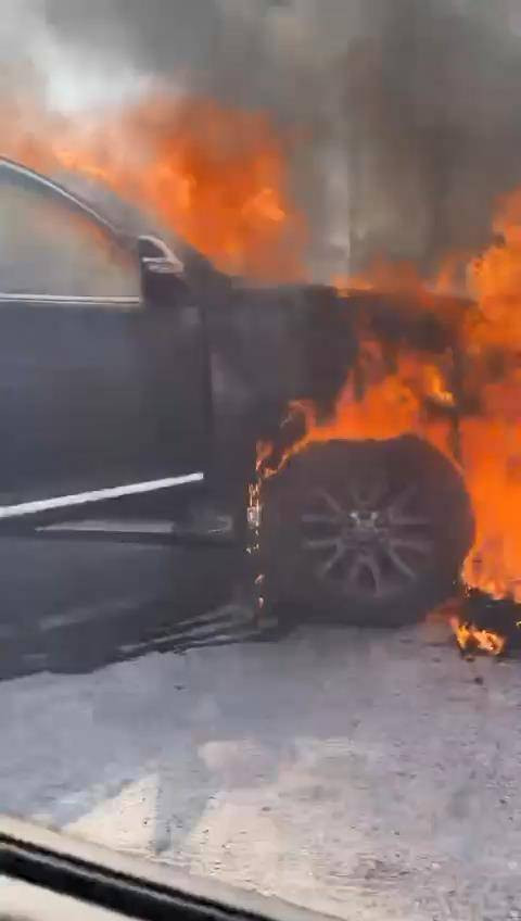 D-100'ün ortasında alev alev yandı! Trafik felç oldu - Resim: 13